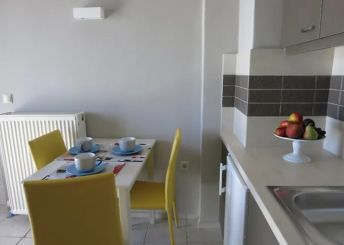 Pantheon Aparthotel 3*