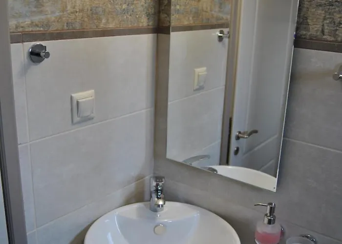 Pantheon Aparthotel 3*