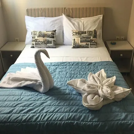 Aparthotel Pantheon 2*