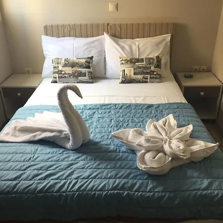 Aparthotel Pantheon 3*