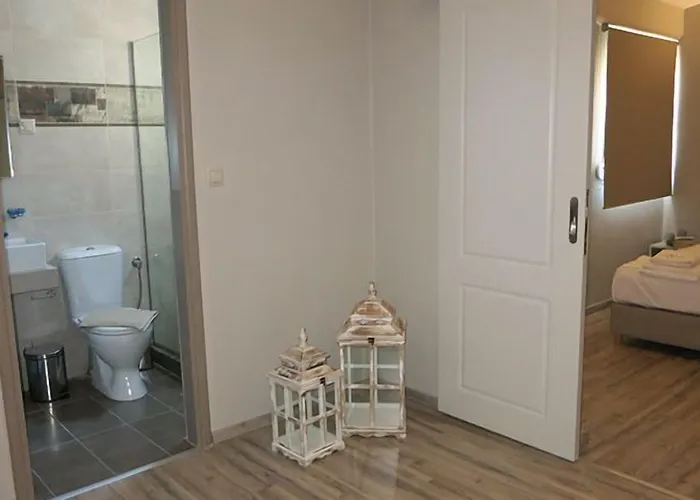 Ξενοδοχείο με διαμερίσματα Pantheon 3*